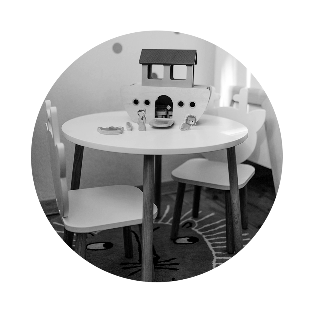 An image of a flame detector in a Childs playroom.