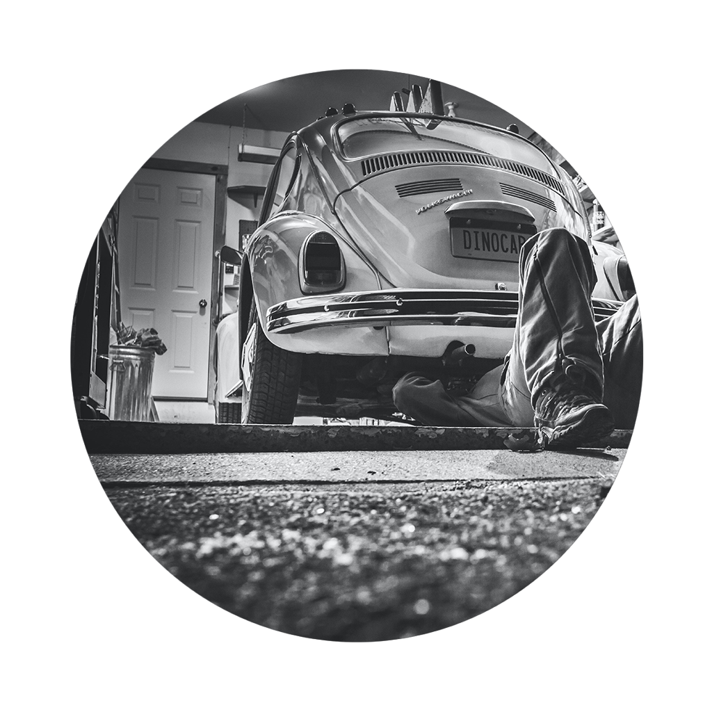 An image of a flame detector in a home garage.