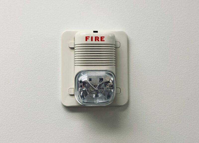 jalen-hueser-OLSy8_770lw-unsplash Avoiding false alarms is an option with the Flame Detector